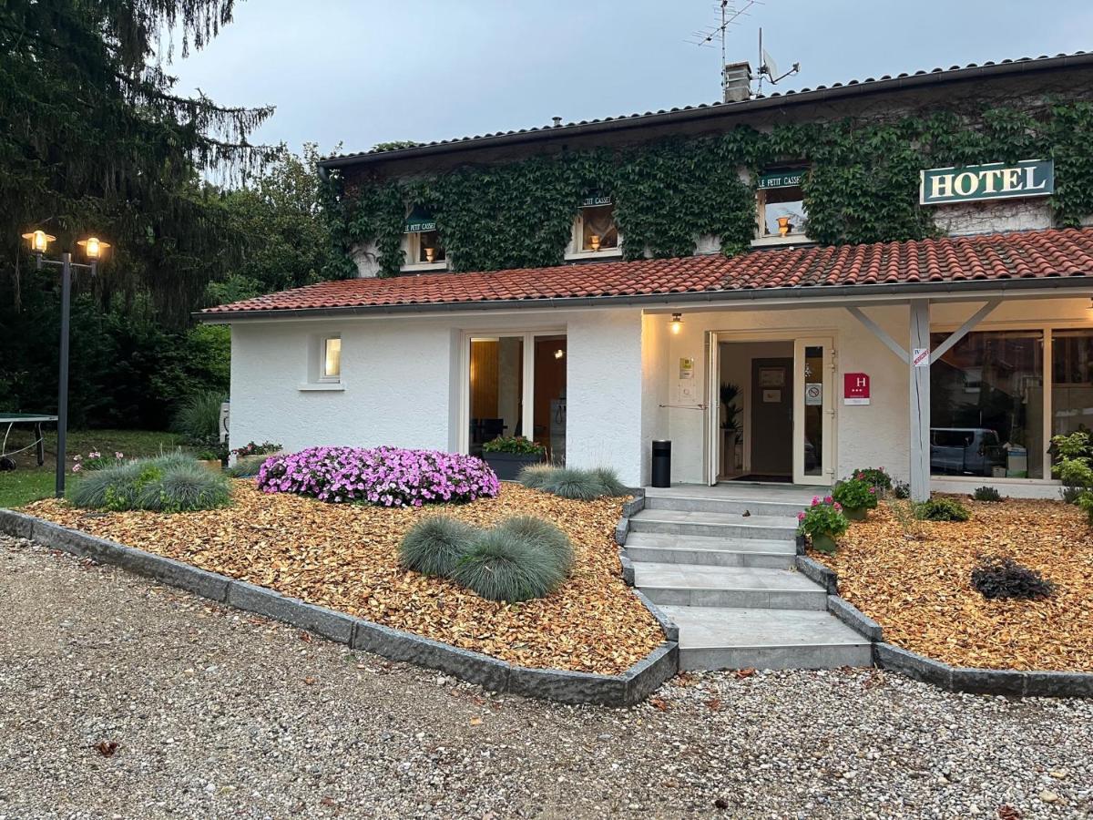 Logis Hotel Le Petit Casset La Boisse Εξωτερικό φωτογραφία