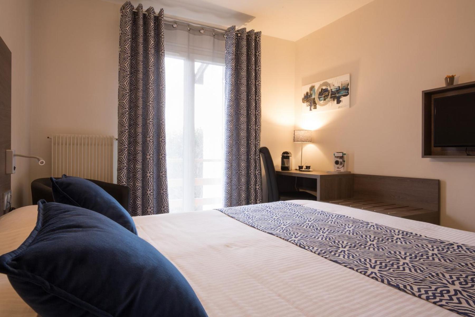 Logis Hotel Le Petit Casset La Boisse Δωμάτιο φωτογραφία