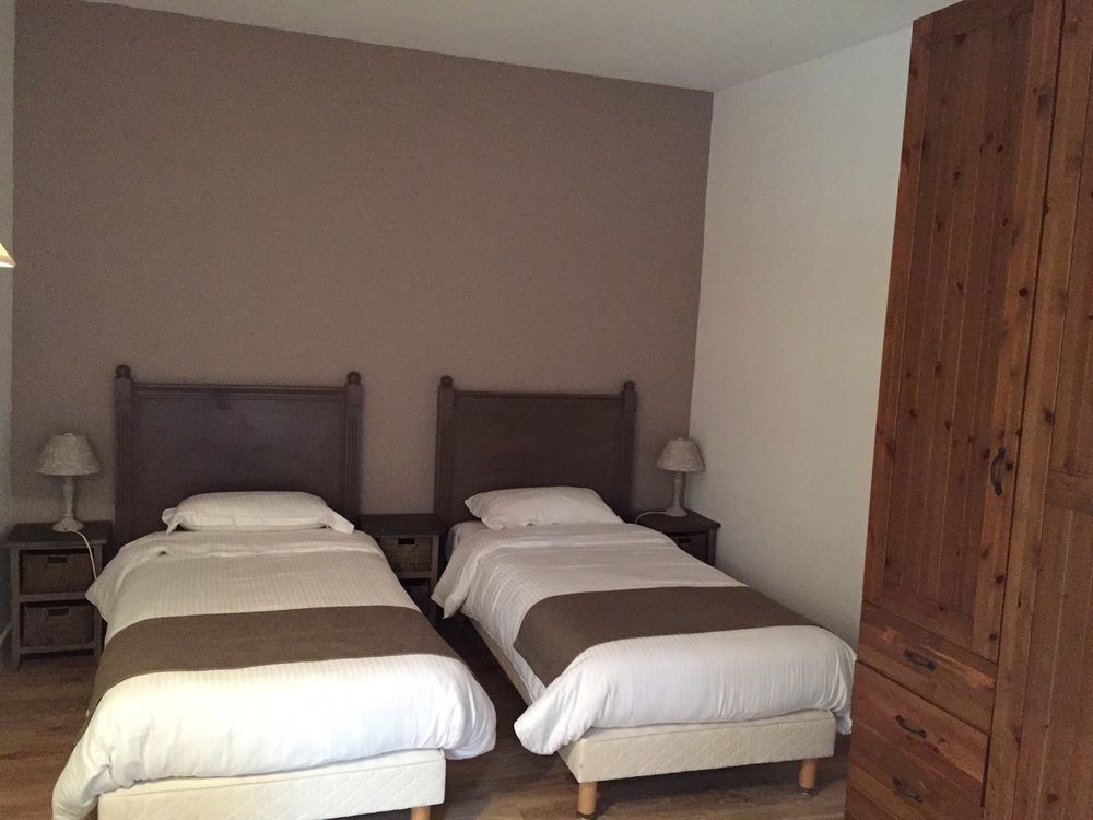 Logis Hotel Le Petit Casset La Boisse Εξωτερικό φωτογραφία